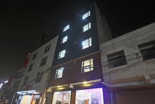 Hotel Parth Sitapur Muafi Kültér fotó
