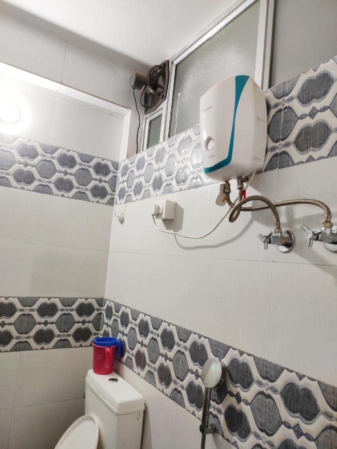 Hotel Parth Sitapur Muafi Kültér fotó